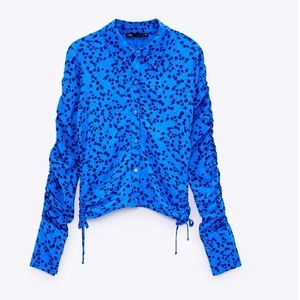 💥 ZARA Blue print shirt